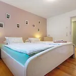 Lilly Apartment